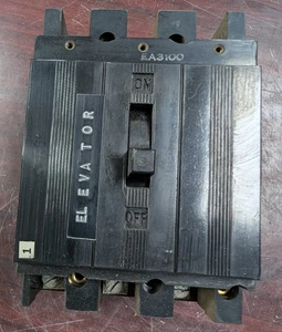 🤪 WESTINGHOUSE 100 AMP CIRCUIT BREAKER 240 VAC 3 POLE EA3100 - Picture 1 of 7