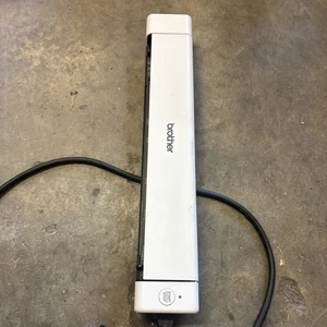 Brother DS-640 Compact Mobile Document Scanner White RDS640 - Zdjęcie 1 z 2