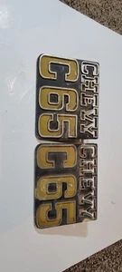 Par de camiones de volteo Chevy Big Truck C65 emblema 692916 plataforma plana  - Imagen 1 de 6