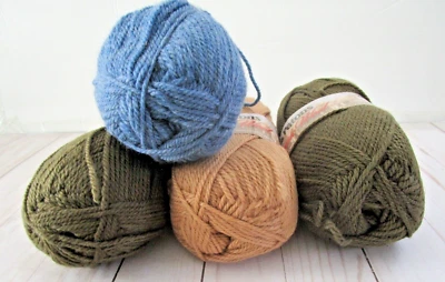 PATONS Classic Wool Yarn - Assorted Color Lot (4) - Image 1 of 4