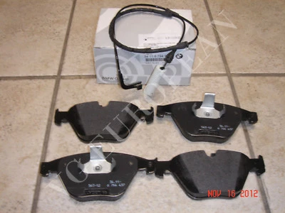 BMW E65 E66, подлинный комплект передних тормозных колодок с датчиком 745i 750i 760i 745Li 750Li, НОВЫЙ - Изображение 1 из 2