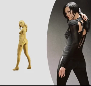 1/35 Resin Female Agent Unpainted - Picture 1 of 2