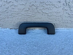 2015 - 2020 Audi A3 Front Left Or Right Interior Roof Grab Handle OEM - Picture 1 of 13