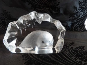 Mats Jonasson Baby Seal Crystal 4.5" Paper Weight~Signed~Made in Sweden - Picture 1 of 5