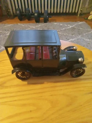 Ford Bandai 1915 hecho en los años 50 Foto 1 de 4