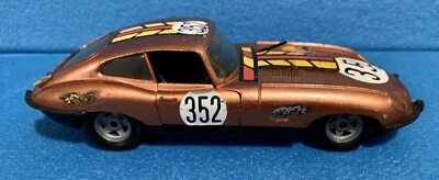 Modellino auto Jaguar XK scala 1/25 Polistil - Immagine 1 di 4