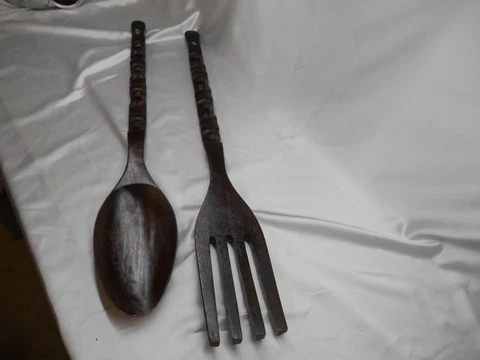 Old Vtg HANDCRAFTED TEAK WOOD LARGE SPOON FORK WALL DECOR KITCHEN PLAQUE Cover