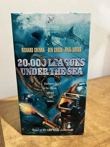 20000 LEAGUES UNDER THE SEA VHS Tape Hallmark Richard Crenna Ben Cross RARE - Picture 1 of 10