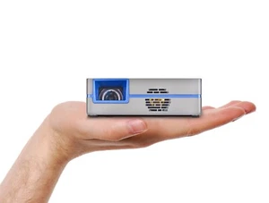 Proyector Inalámbrico LED AAXA SLC450 720p para Rastreo, Decoración de Galletas (REACONDICIONADO) - Imagen 1 de 6
