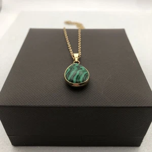 Malachite Teardrop Pendant Necklace Gold Tone Chain 18 Inches Green Gemstone - Picture 1 of 6