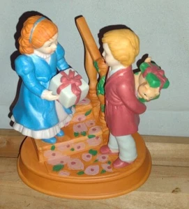 Avon Christmas Memories "Celebrating the Joy of Giving" 1984 Fourth Edition - Picture 1 of 6