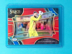 Panini Fifa Select 2023-24 Gianluigi Donnarumma Red Prizm - Bild 1 von 2