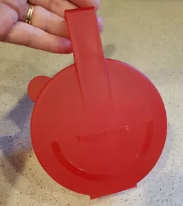 Almacenamiento de cebolla/tomate colgante redondo Tupperware Red Forget Me Not - Imagen 1 de 5