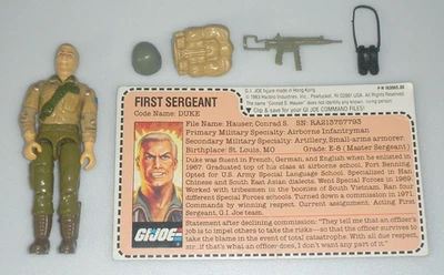 1983 G.I. Adesivo de bandeira GI Joe Mail Away Duke v1 e cartão de arquivo sem cortes *100% completo - Imagem 1 de 4