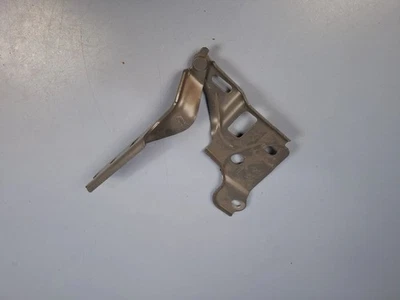 Volkswagen Caddy 2021 Right bonnet hood hinge 2K7823302B AXP52108 - Image 1 of 4