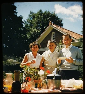 10x Stereo Realist 3D slides - PEOPLE Family 1953-1958 Kodachrome - Picture 1 of 11