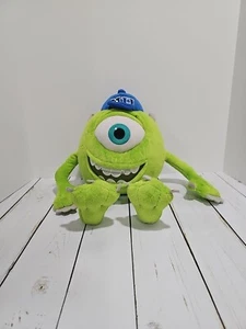 Disney Pixar Monstruos Universidad Mike Wazowski Banderín Mike Peluche 13" MU Sombrero - Imagen 1 de 9