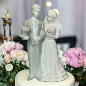 Vintage Royal Crown Bride and Groom Figurine Wedding Cake Topper 1985 7.5-inch - Picture 1 of 10