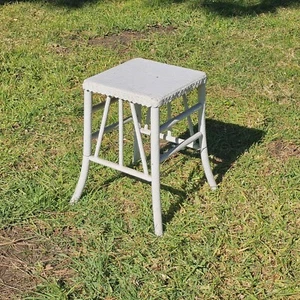 Petite Vintage White Wicker Side Table / Stool / Plant Stand 17.5"H - Picture 1 of 11