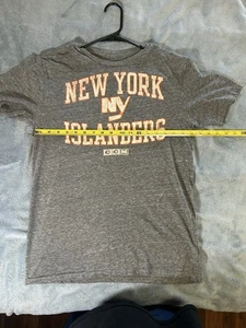 Mitchell & Ness T-Shirt Men's Sz M Gray Hockey New York Islanders Team - Picture 1 of 4
