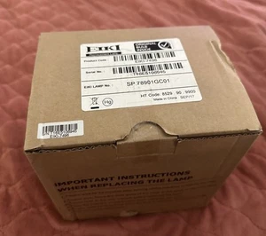 OEM Genuine Eiki SP.78901GC01 Replacement Lamp for EK-800U Projector Eiki-7498 - Picture 1 of 4