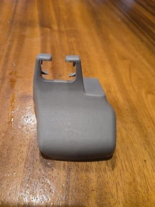 03-09 Toyota 4runner 72128-35010 seat track Cover bracket Trim TAN OEM P7842b - Foto 1 di 4