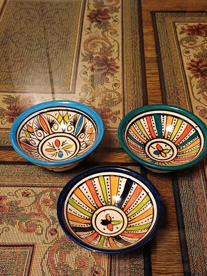 3x Vintage Safi Salah Moroccan Small Bowls. Hand Made And Decorated. - Image 1 of 4