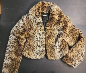 CHILDRENS PLACE Girls Faux Leopard Cropped Coat Size Large 10-12 EUC MINT & CUTE - Picture 1 of 5