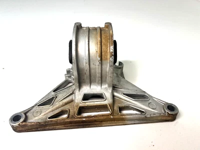 Центральное крепление двигателя + кронштейн 98737502305 для Porsche 986 Boxster 1997-2004 - Изображение 1 из 4