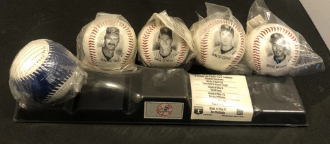 NEW YORK YANKEES BURGER KING (5) PHOTOBALL SET 1996 With Stand All Sealed NEW Cover
