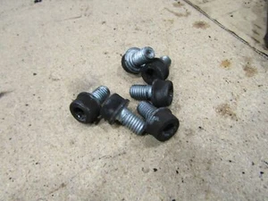 VW Passat B5.5 TDI 1.9 gearbox clutch spring pressure plate mount mount bolts - Picture 1 of 3
