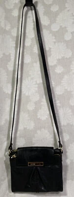 Cartera Bandolera Antonio Melani Cuero Negro Genuino Foto 1 de 4