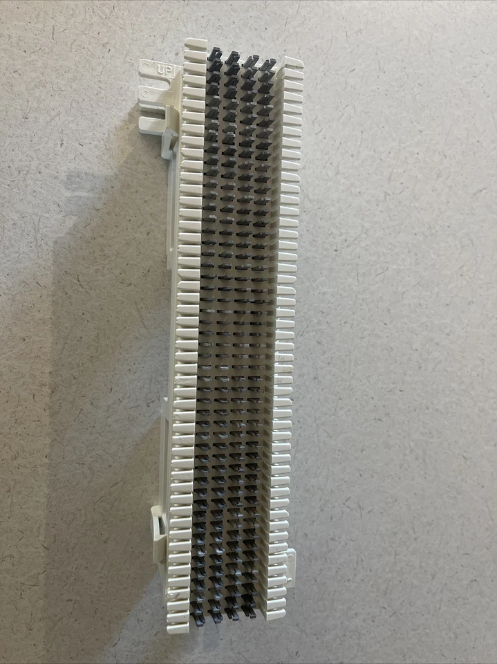 R66MI-50 CAT 5 Punch Down 50 Pair Wiring Block w/ wall mount bracket New - Image 1 of 3