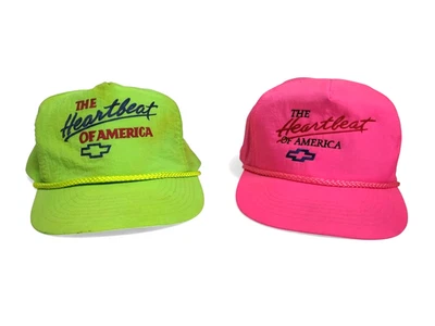 Sombreros de camionero vintage Chevrolet Chevy años 80 Heartbeat of America rosa neón verde Foto 1 de 4