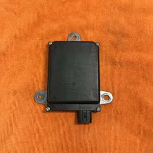 OEM 15-17 Lexus NX200t NX300h Blind Spot Monitor Radar Object Sensor 88162-78010 - Picture 1 of 5