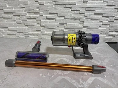 Dyson V10 Absolute kabelloser Akku-Staubsauger gebraucht N4 - Bild 1 von 4