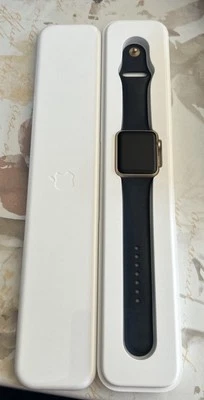 Apple Watch Sport 42mm Aluminium Gehäuse mit Sportarmband in Blau (MLC72FD/A) - Bild 1 von 4