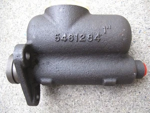 AC Delco 5461284 FE1476 FD6656 FD4886 29854C Master Cylinder - Picture 1 of 6