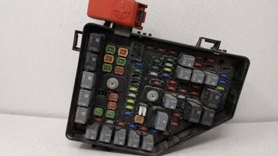 Módulo de relé caixa de fusíveis 2013-2014 GMC Acadia 144006 - Imagem 1 de 4