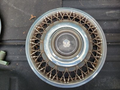 1985-1988  OLDSMOBILE “98” SERIES 14” HUBCAPs HUB CAP WIRE SPOKE WHEEL COVERS Foto 1 de 4
