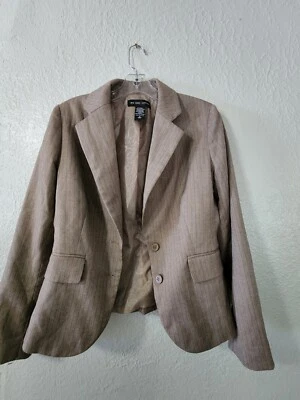 New York & Company 2-PC Suit ~ Tan Work Career, Blazer (8) & Pants (8)  - Image 1 of 4