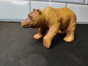 Terra by Battat Adult Light BROWN GRIZZLY BEAR Figurine  Wildlife - Picture 1 of 8