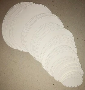 40 piezas. JUEGO DE ÓVALOS PUNTEADOS 🙂 adornos troquelados de papel cartucho - Imagen 1 de 33