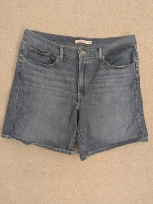 Women's Levi's Denim Shorts Perfect For Summer Size 30 See Full Sizes On Photos - Image 1 of 4