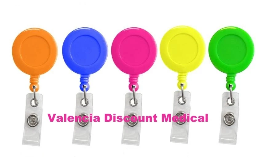 Porta insignia de identificación retráctil **ELECCIÓN DE 6 COLORES** CLIP DE IDENTIFICACIÓN RETRÁCTIL *PRESTIGIO Foto 1 de 1