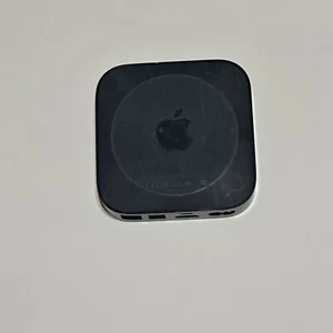Apple TV (3rd Generation) 8GB HD Media Streamer - Model A1469 - UNIT ONLY - Picture 1 of 3