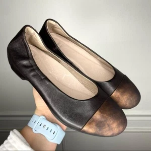 Dansko Lisanne Chocolate Burnished Nubuck Hidden Wedge Flat Womens 37/7 - Picture 1 of 7