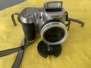 Kodak EASYSHARE Z710 7.1MP Digital Camera - Silver 10 x optical zoom working - Picture 1 of 10