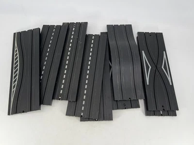 Unbranded HO Lot of 4 R 18" 30 Degree Curved Track Fair Condition Yugoslavia - Image 1 of 4