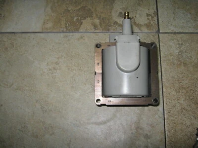 Bobina de encendido Ford F150/F250 1984-1996 4,9/5,0 litros Foto 1 de 3